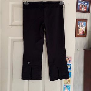 Lululemon reversible capri leggings